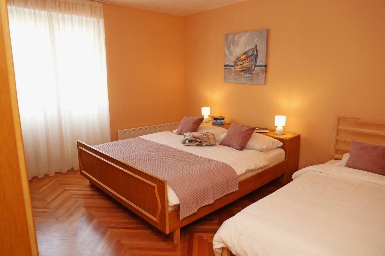 Apartma Dado *